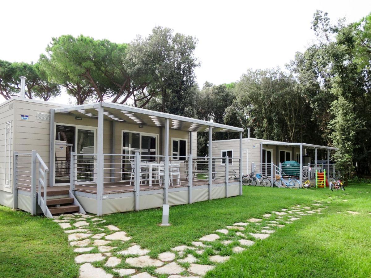 Holiday Home Maxi Caravan Capri By Interhome Baia Domizia Eksteriør billede