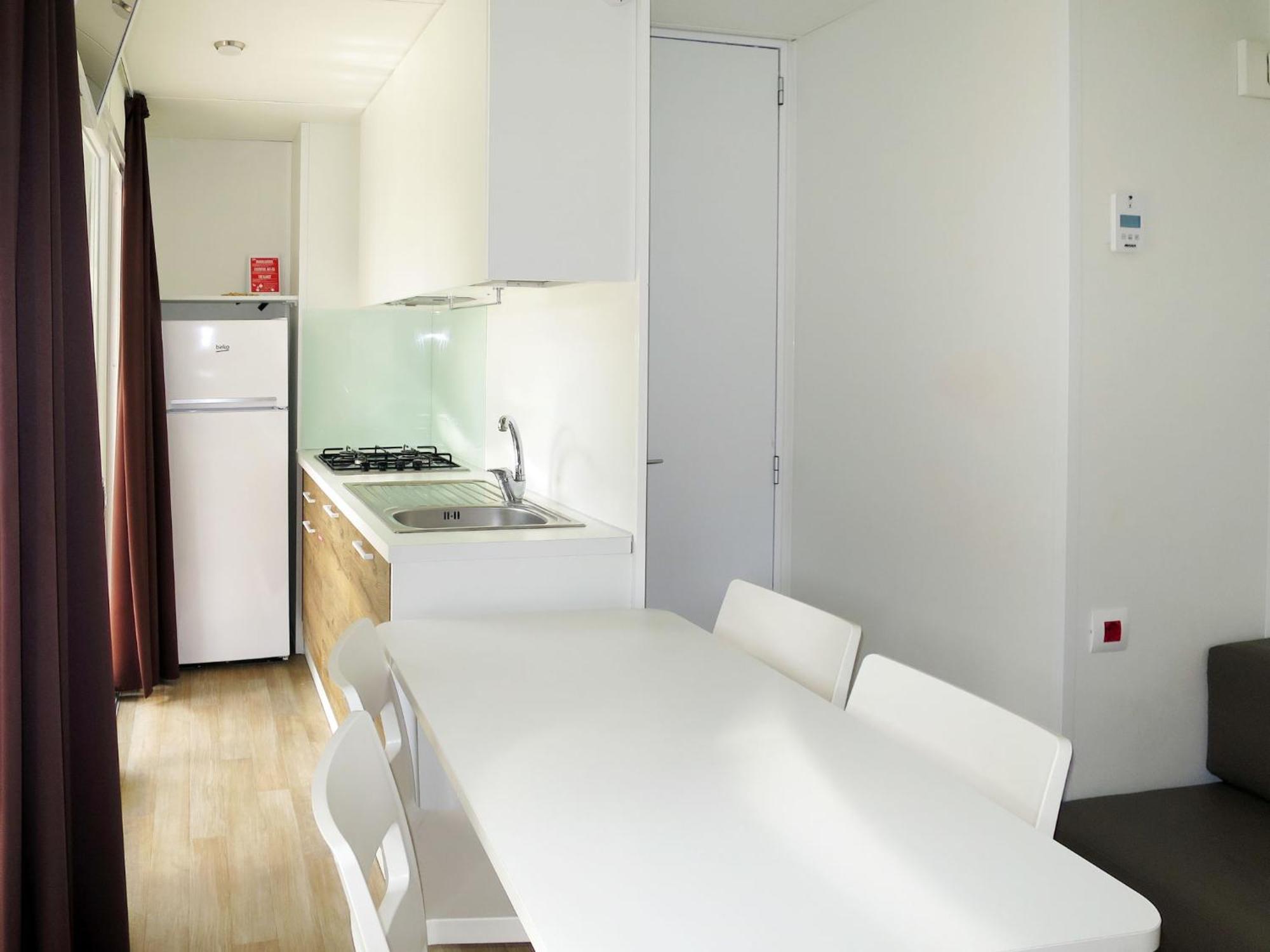Holiday Home Maxi Caravan Capri By Interhome Baia Domizia Eksteriør billede